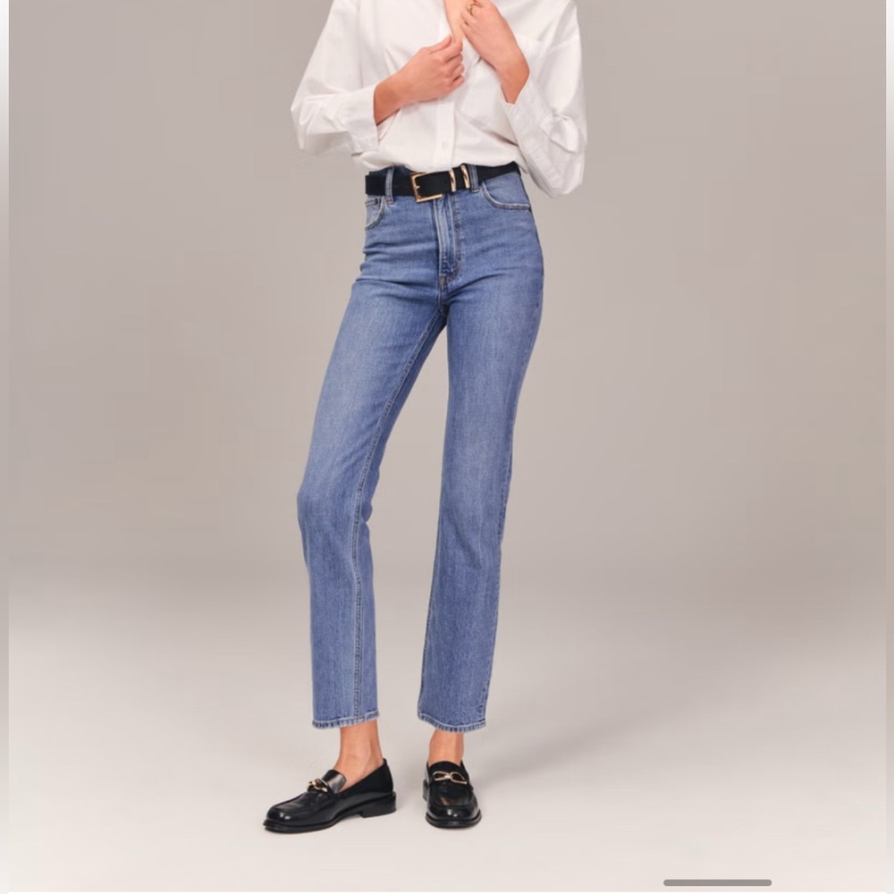 Abercrombie & Fitch Ankle Straight Ultra High Rise - 24 Short